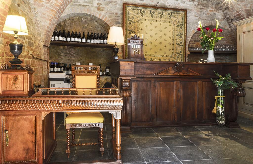 Dimora I Manichei Ξενοδοχείο Monforte dʼAlba Εξωτερικό φωτογραφία